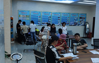 石家莊鐵路學校2019年報名現場 校園環境 第1張