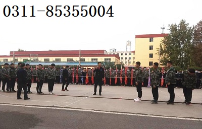 石家莊鐵路職業(yè)技工學(xué)校拔河比賽 學(xué)子風(fēng)采 第2張