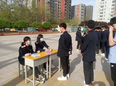 石家莊鐵路職業(yè)技工學(xué)校2021春學(xué)生會納新現(xiàn)場 學(xué)子風采 第1張