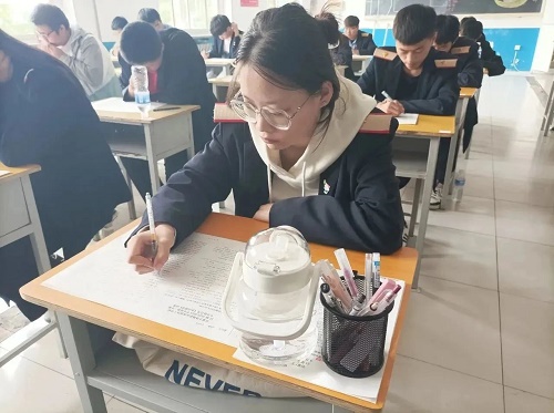 初中畢業上職高還是中專好 招生問答